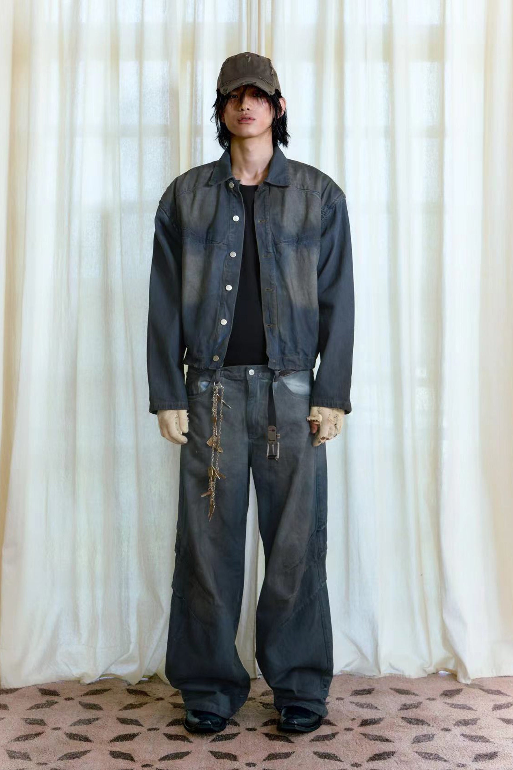 JCAESAR SCRATCHED JEANS – Baroque Galleria
