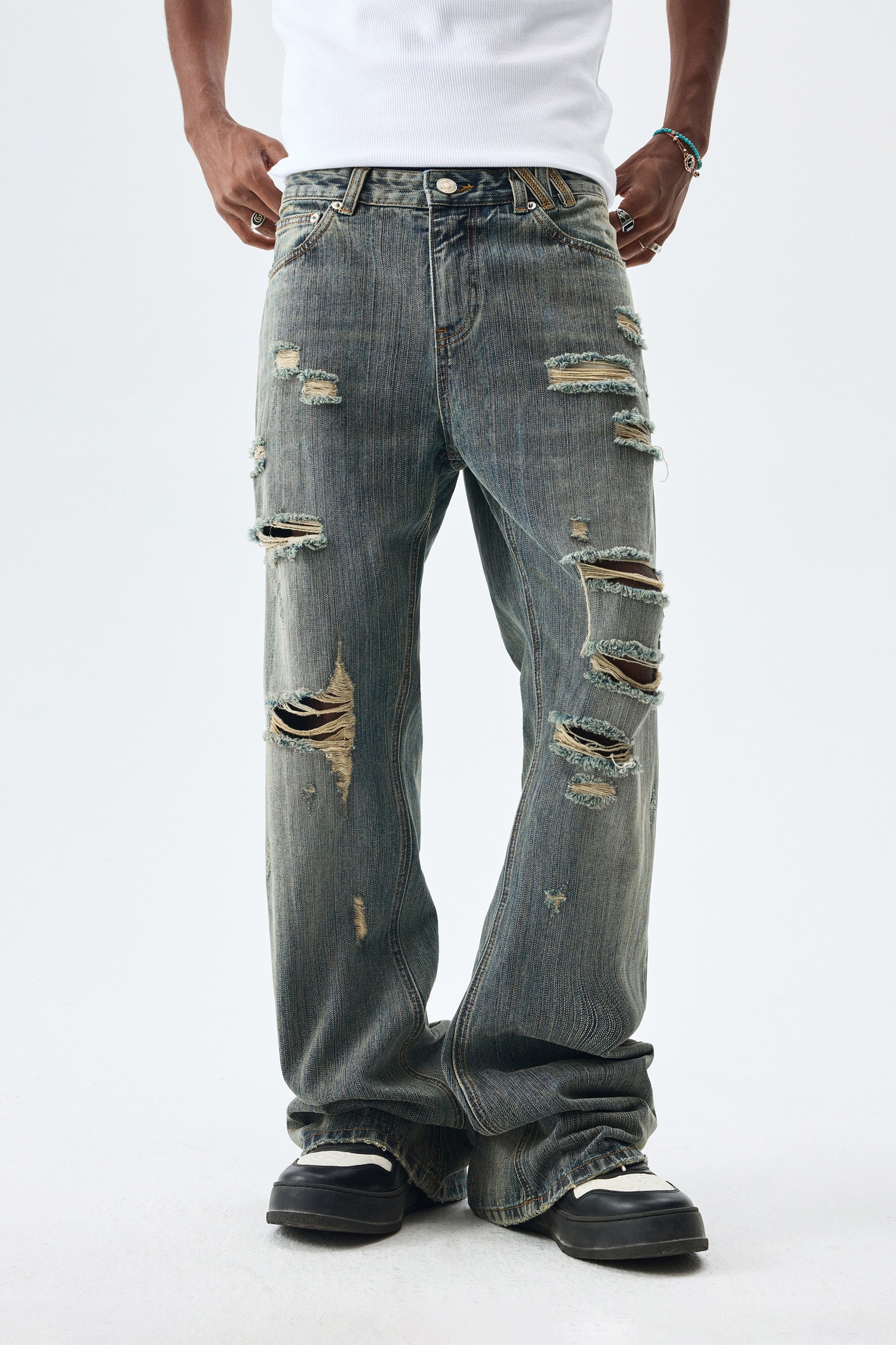 YADCREW COURT STYLE EMBROIDERY JEANS – Baroque Galleria